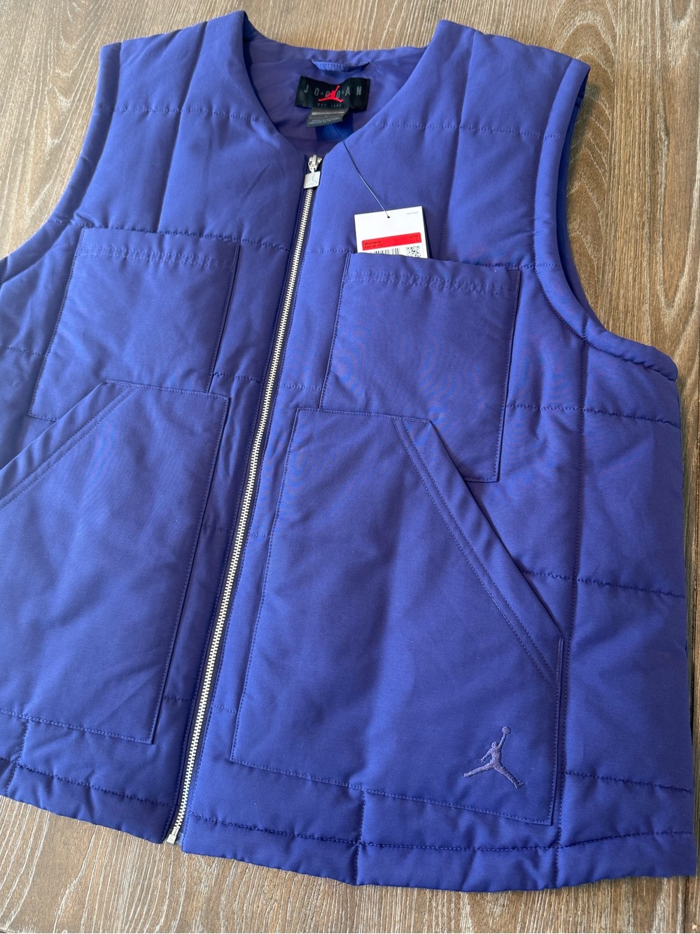 Women’s large loose fit Jordan insulated vest
